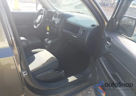 2015 Jeep Patriot Sport z USA, uszkodzony, nr VIN 1C4NJRBB6FD189664